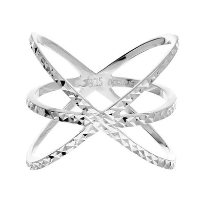 Découvrez la bague étoile en argent 925 avec trois anneaux